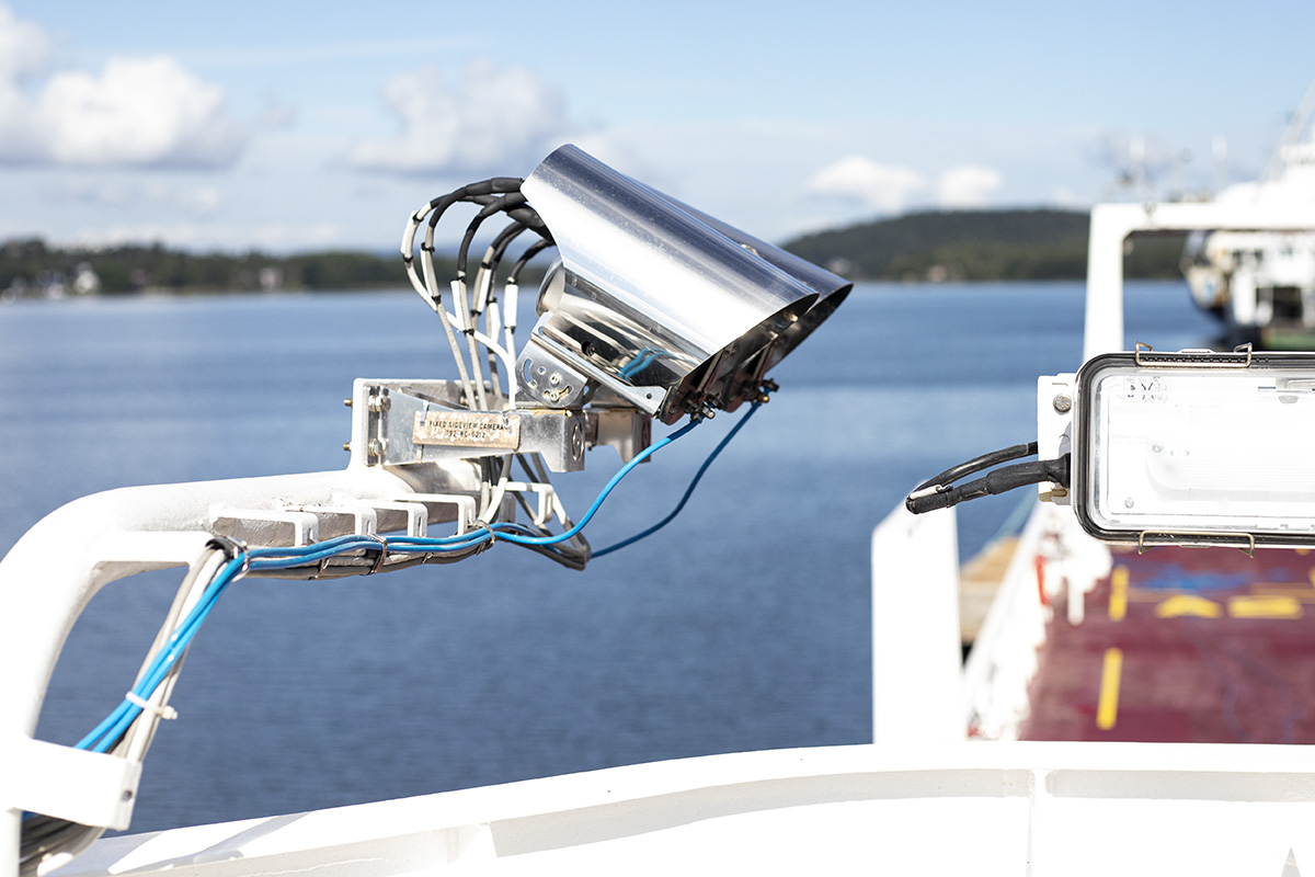 Maritime surveillance and security operations center